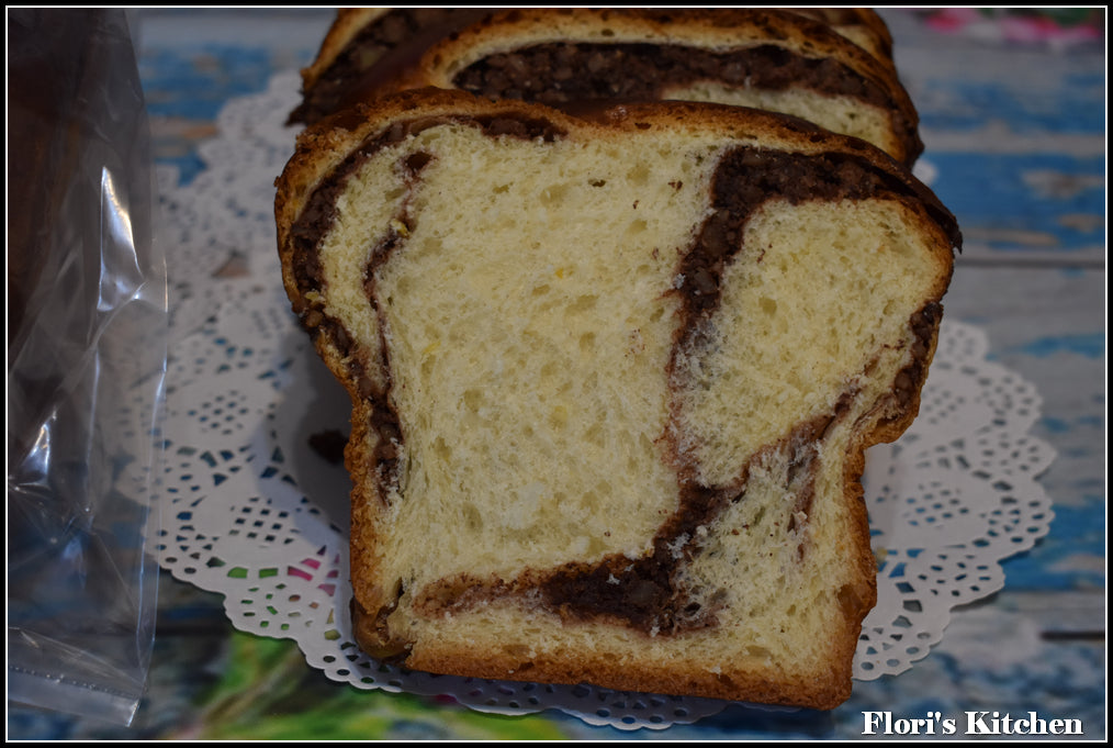 Walnut Roll (Cozonac Cu Nuca)